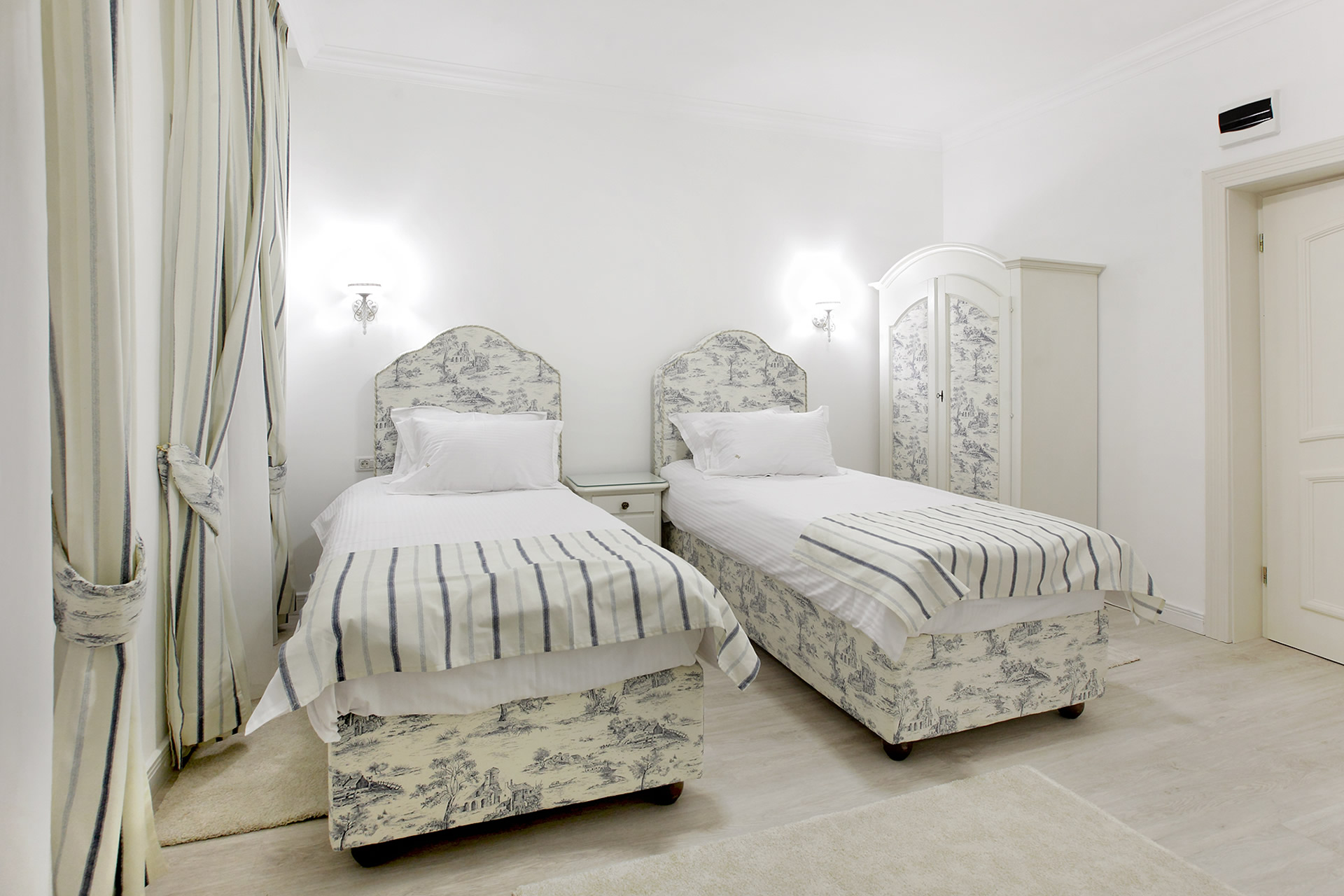 img-room